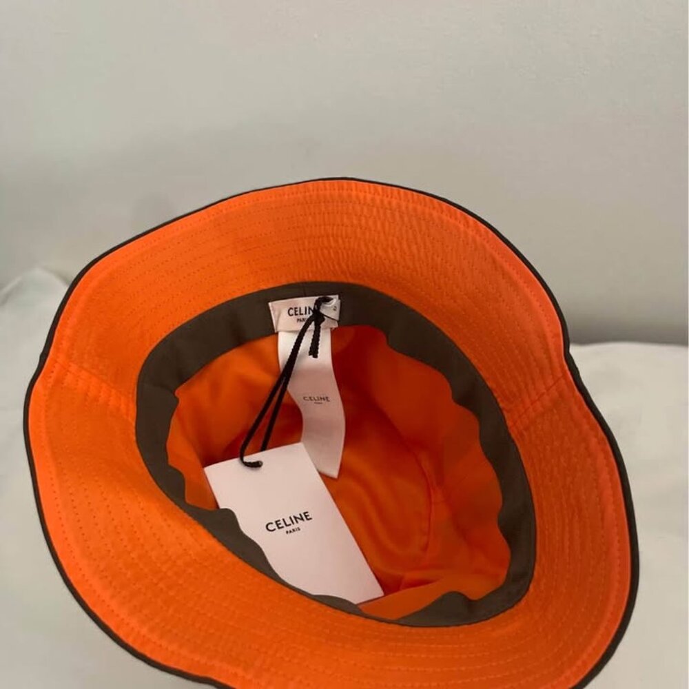 CELINE quilted green bucket hat (authentic) - Picture 2 of 3